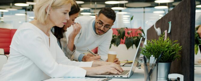 People working with a knowledge base